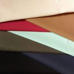 Gabardina elastizada gama de colores cruzados